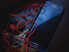Telefon samsung me kufje
