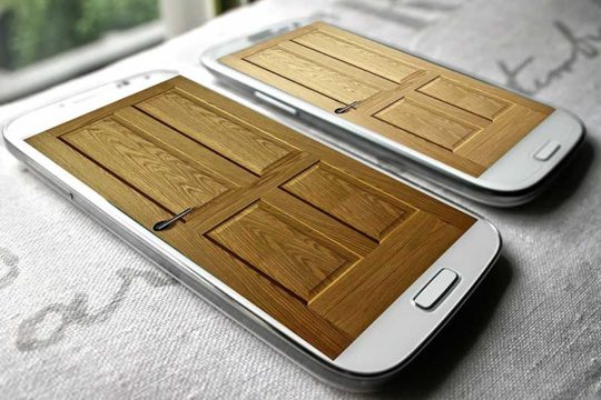 Samsung me ekranin si derë