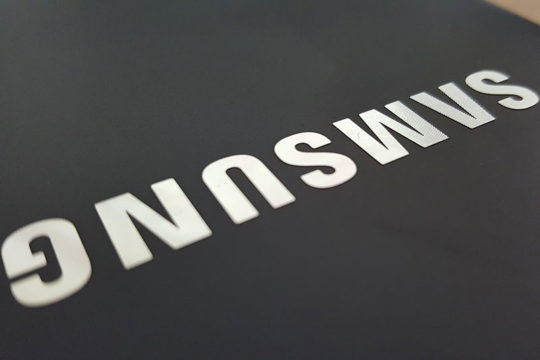 Shkrimi logo i Samsung
