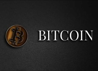 Bitcoin, Monedha e Parë Dixhitale në Botë Nje kriptomonedhe Bitcoin dhe teksti i bardhe mbi nje sfond te zi