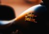 Harley Davidson do Prodhojë Motora Elektrikë Shkrimi Harley Davidson mbi motorin