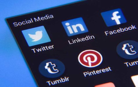 Lajme-Tech_social-media_facebook_linkedIn_Twitter_Pinterest_Tumblr