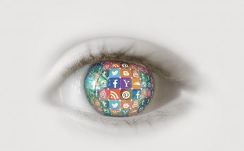 Vidhen të Dhënat e Miliona Influencer të Instagram Sy me ikonat e rrjeteve sociale Facebook, Instagram, YouTube, Pinterest, Twitter, etj